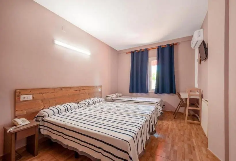 Chambre Triple Standard, Silvia