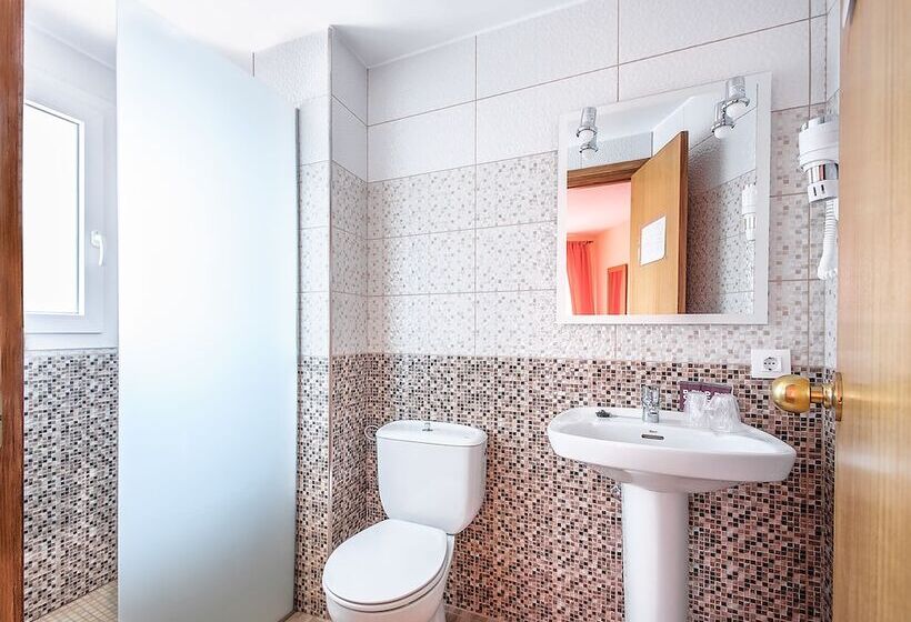 스탠다드 트리플 룸, Silvia