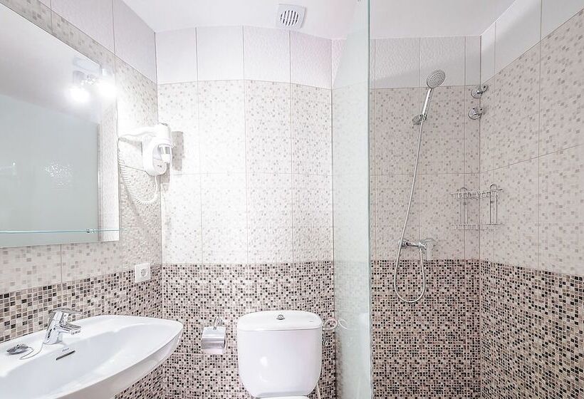 침실 1개 아파트, Silvia