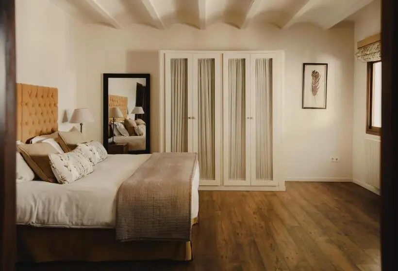 Villa 2 Makuuhuonetta, La Escondida