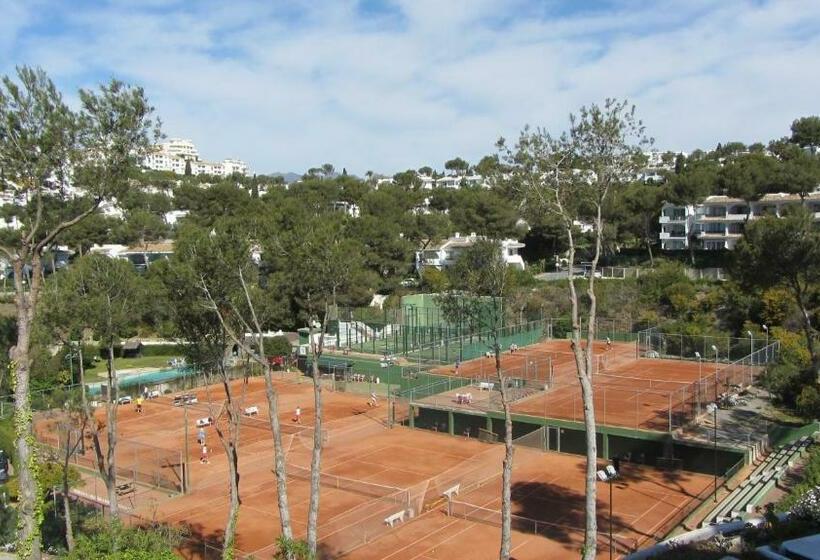 スタンダードスタジオ, Miraflores Resort