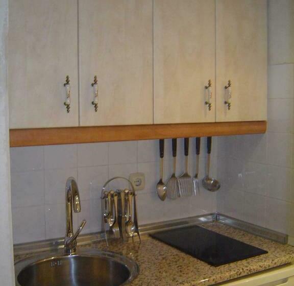 スタンダードスタジオ, Miraflores Resort