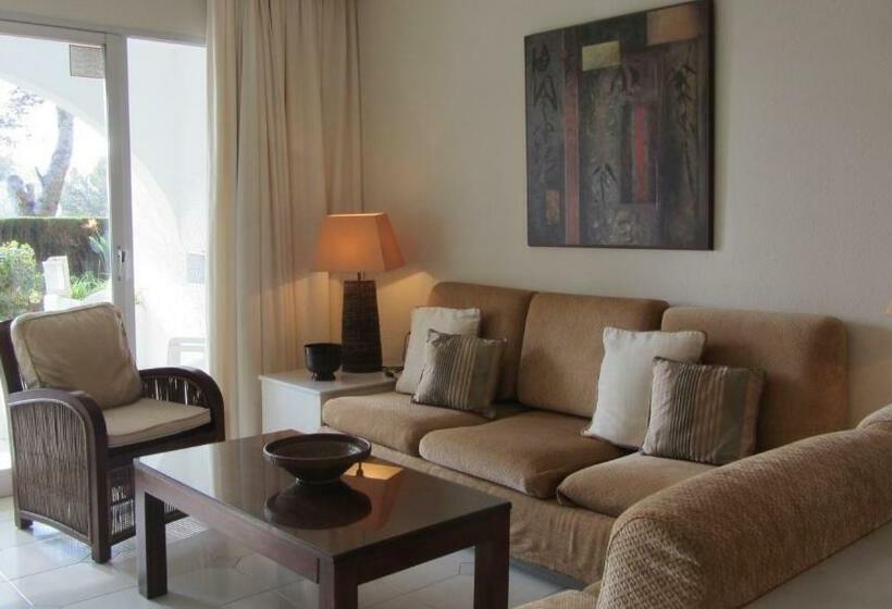 Студия Стандарт, Miraflores Resort