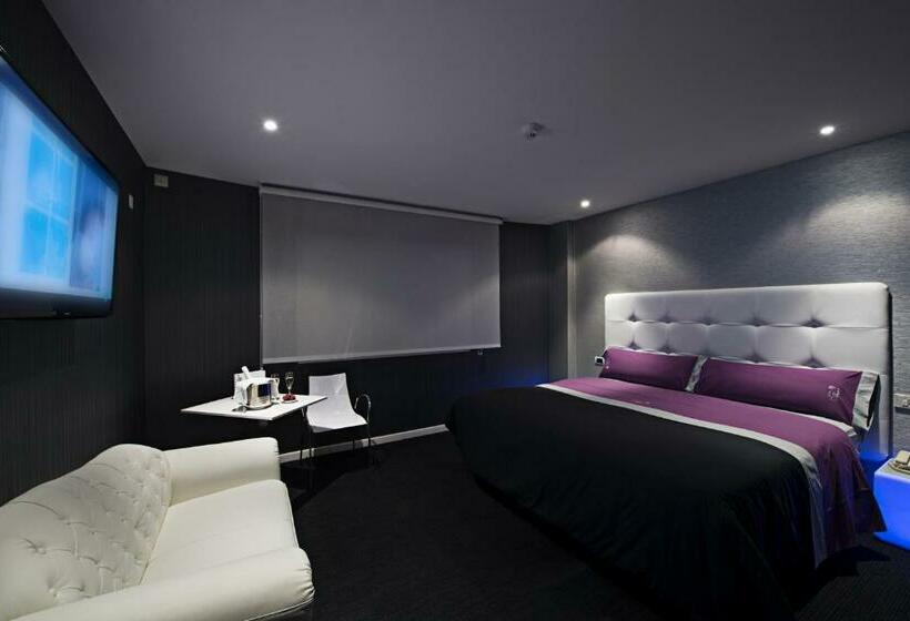 스탠다드 룸 킹사이즈 침대, Motel Venus La Coruña