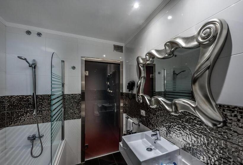 스탠다드 룸 킹사이즈 침대, Motel Venus La Coruña