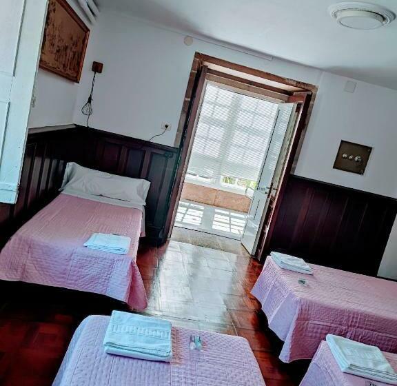 غرفة قياسية رباعية, Pension Albergue Don Alvaro