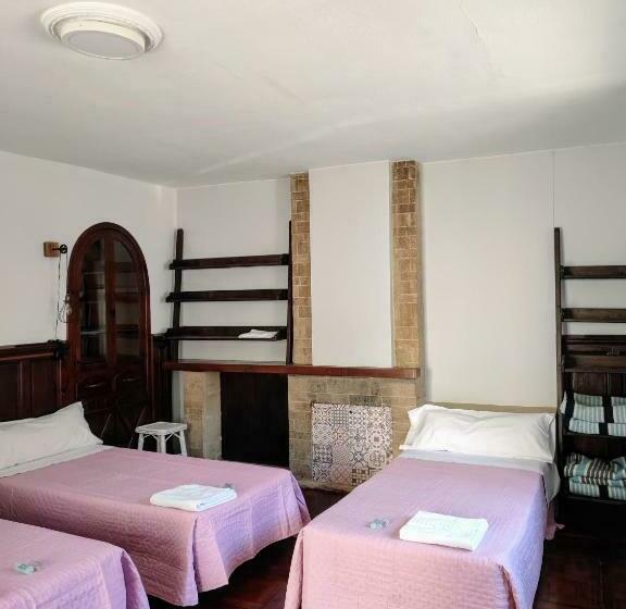 غرفة قياسية رباعية, Pension Albergue Don Alvaro