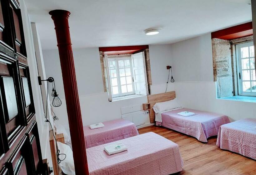 Четырехместный Номер Стандарт, Pension Albergue Don Alvaro