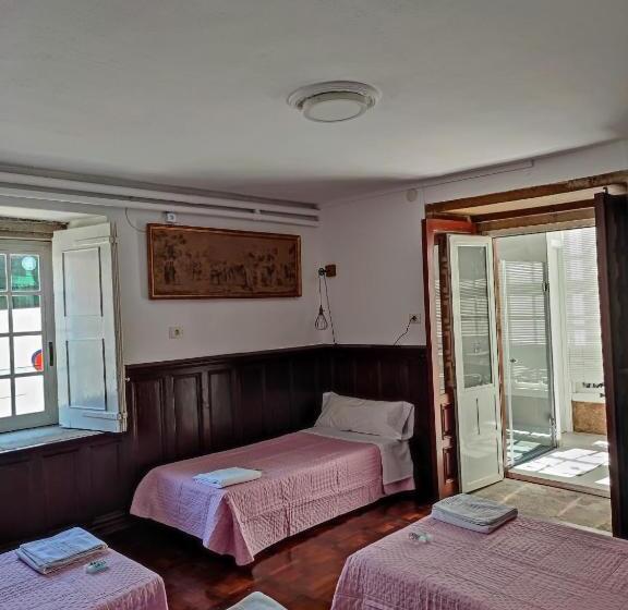 غرفة سوبيريور عائلية, Pension Albergue Don Alvaro