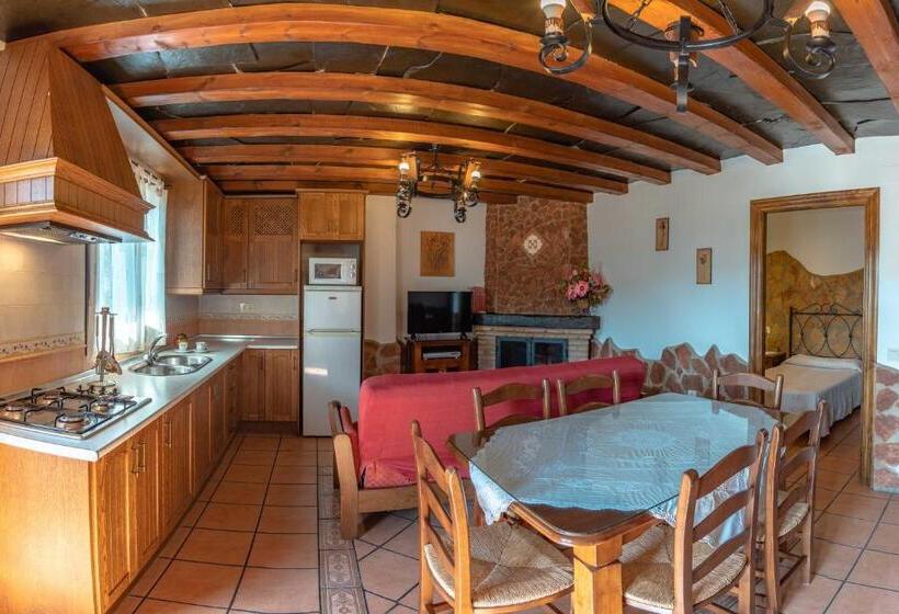 Апартаменты 2 Спальни, Alojamientos Rurales Los Macabes