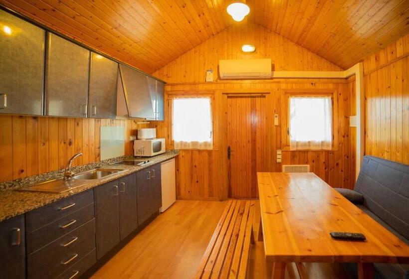Бунгало Стандарт, Camping Gironella