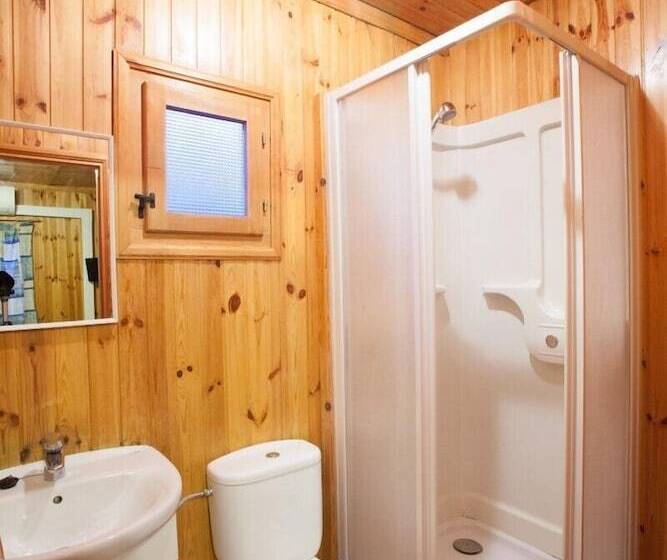 带2个卧室的标准洋房, Camping Gironella