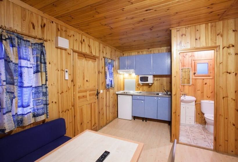 Бунгало Стандарт 2 Спальни, Camping Gironella