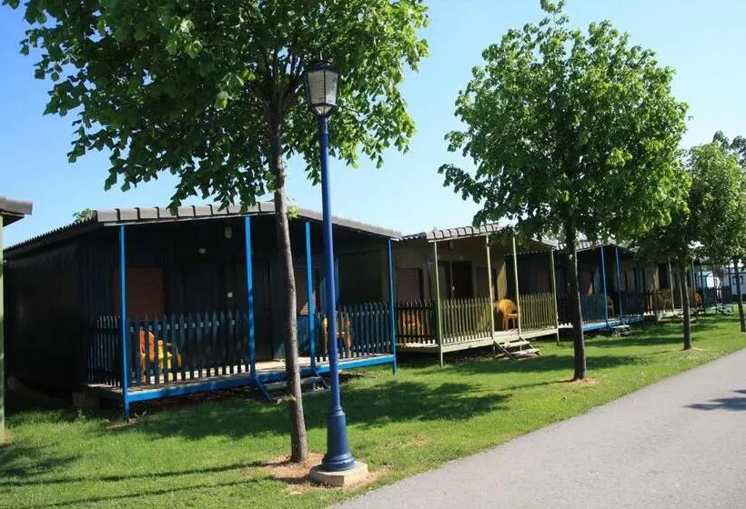 Standard-huone Jaettu Kylpyhuone, Camping Iratxe Ciudad De Vacaciones