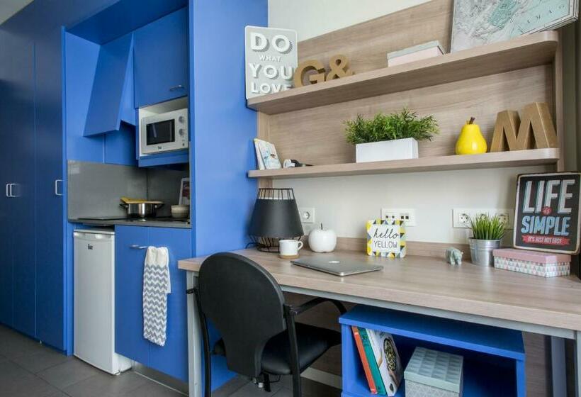 إستوديو قياسى, Colegio Mayor La Concepcion