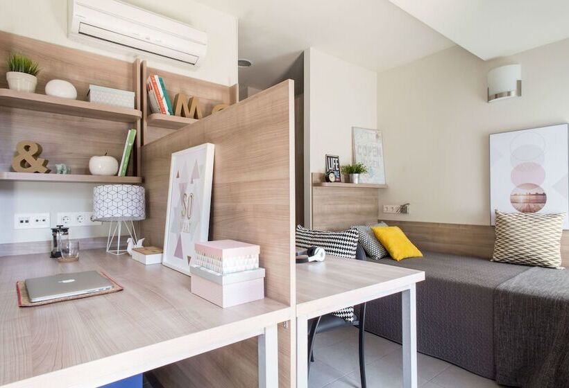 إستوديو كلاسيكى, Colegio Mayor La Concepcion