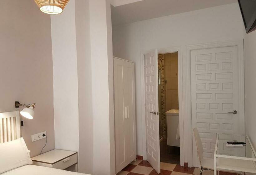 اتاق استاندارد, Las Atarazanas Design Hostal