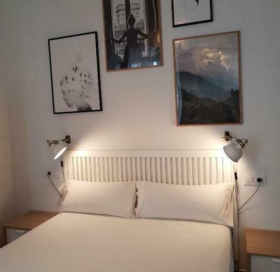 اتاق استاندارد, Las Atarazanas Design Hostal