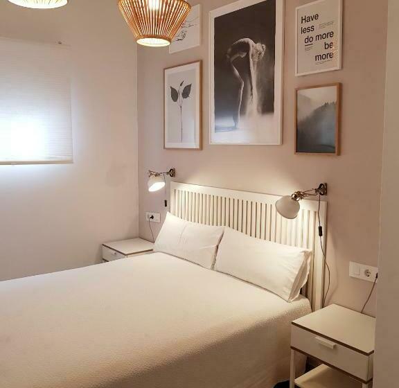 اتاق استاندارد, Las Atarazanas Design Hostal