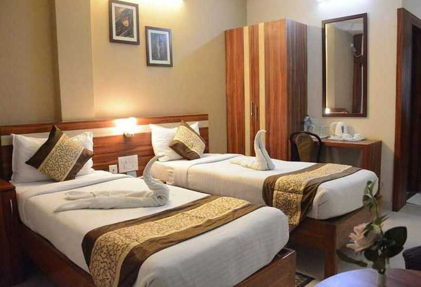 غرفة تنفيذية, Eden Roc