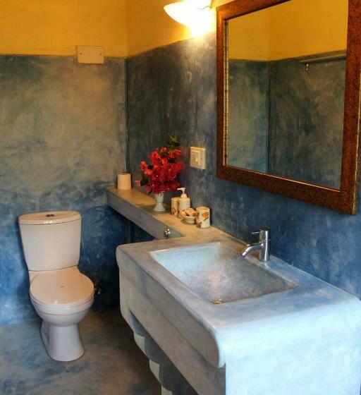 Quarto Estandar, Michele S Garden