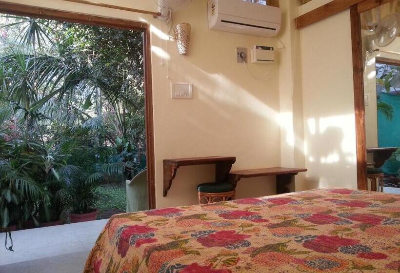 Quarto Estandar Vista Jardim, Michele S Garden