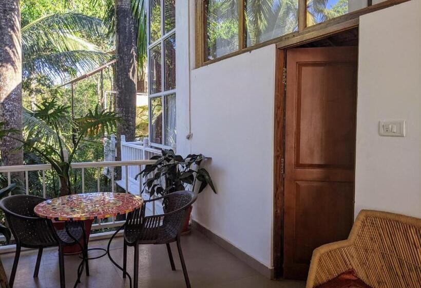 Quarto Estandar, Michele S Garden