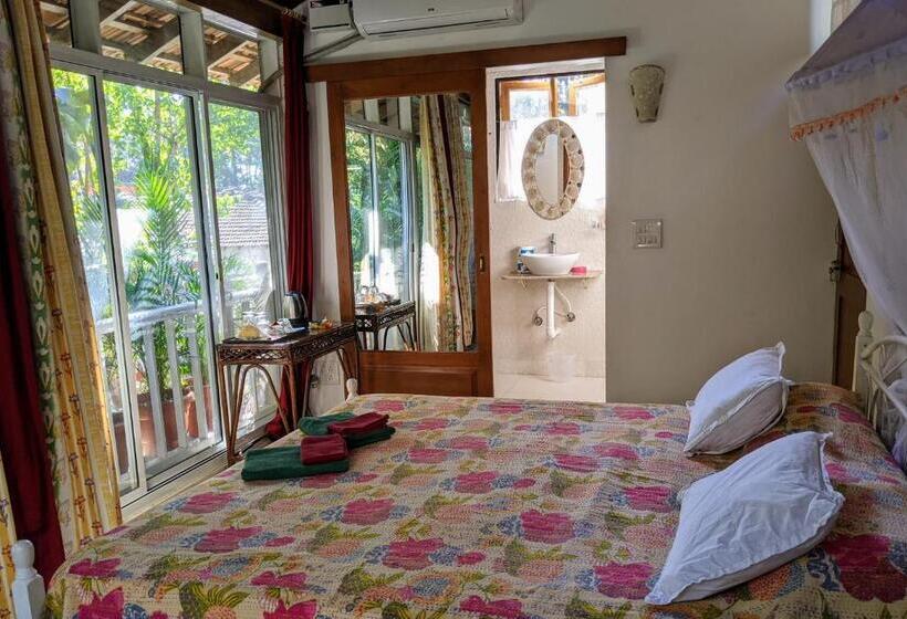 Quarto Estandar, Michele S Garden