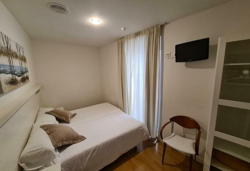 اتاق استاندارد, Jacobeo