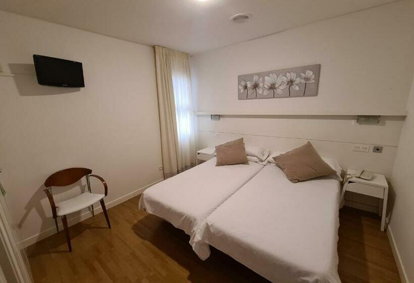 اتاق استاندارد, Jacobeo