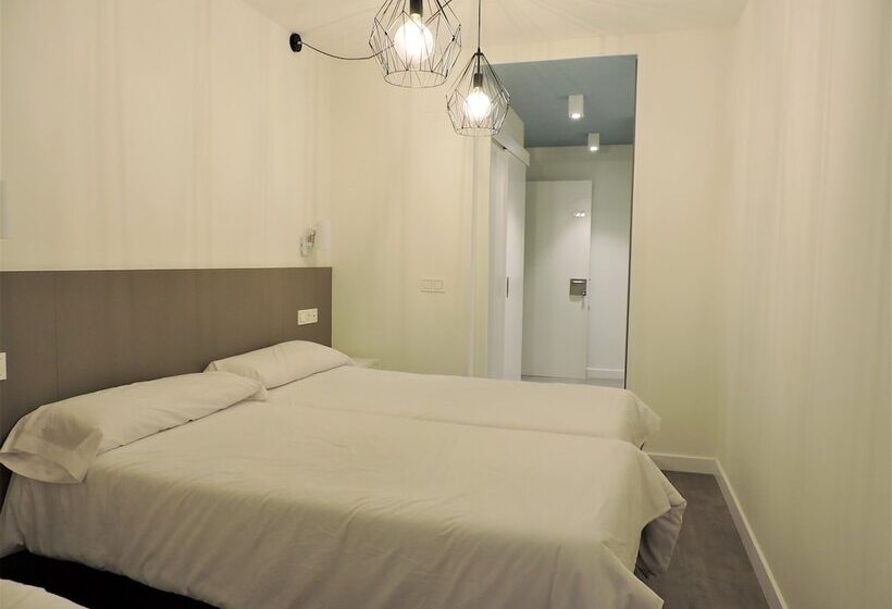 اتاق استاندارد, Jacobeo