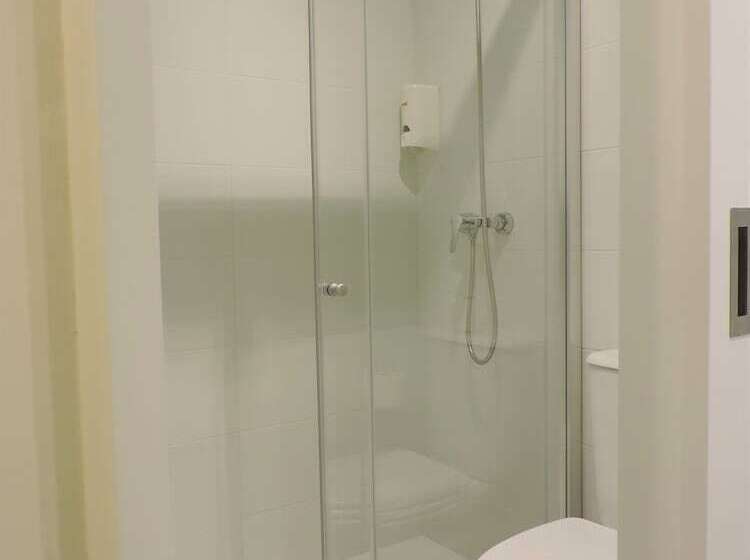 اتاق استاندارد, Jacobeo