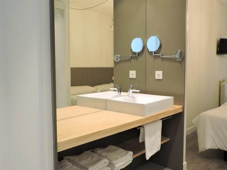 اتاق استاندارد, Jacobeo