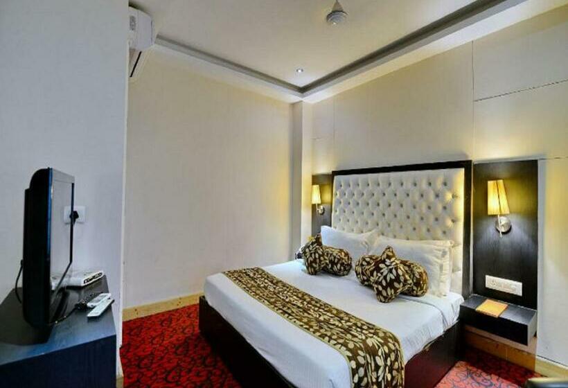 Президентский Люкс, Kohinoor Palace