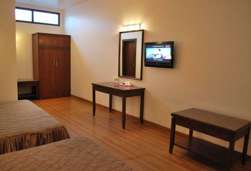 디럭스 룸, Millennium