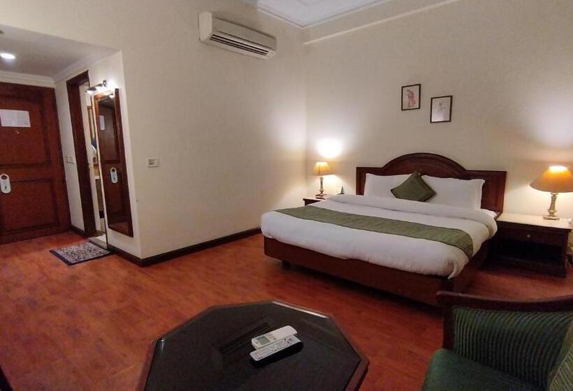 اتاق لوکس, Sepal