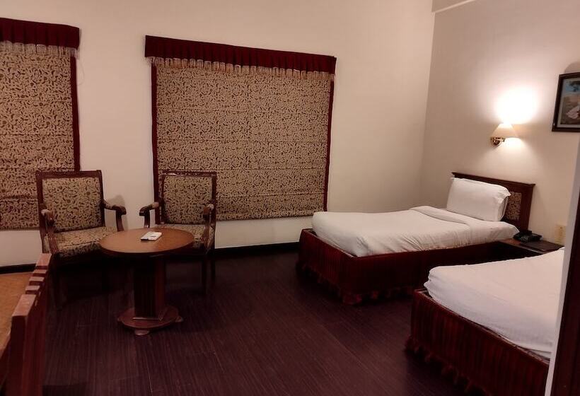 اتاق لوکس, Sepal