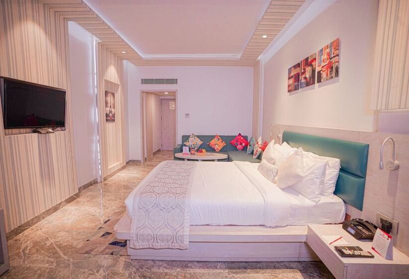 Standard-huone, Swarn Towers