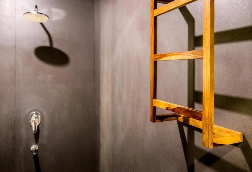 Standard Tent, International Travellers  Hostel By Ith Stays