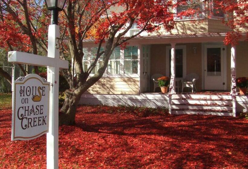 חדר סטנדרט, House On Chase Creek