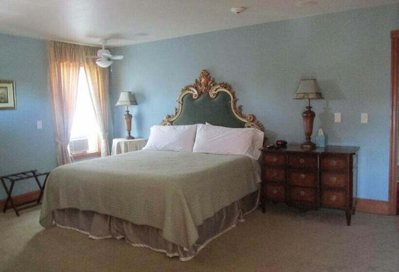 带大床的豪华间, Mansion Inn Lake Stevens