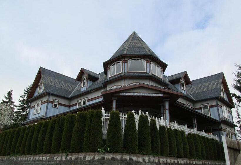 Standard room with outdoor bath, Mansion Inn Lake Stevens