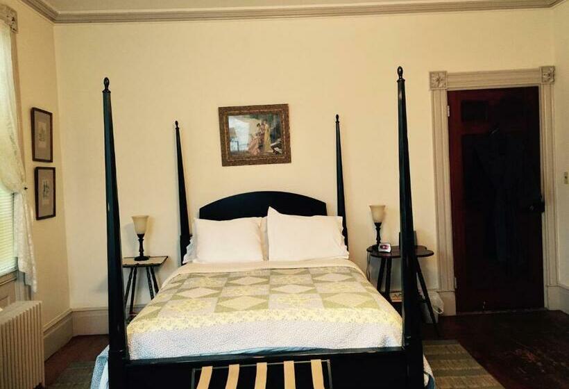 デラックススイート, The Borland House Inn