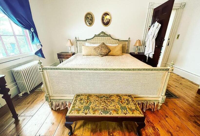 デラックススイート, The Borland House Inn