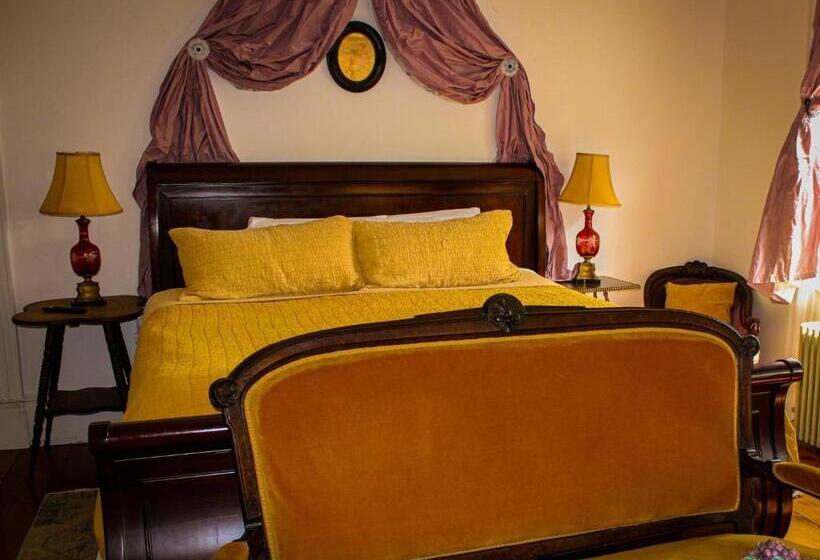 キングサイズベッドのデラックススイート, The Borland House Inn