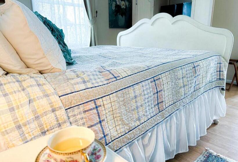 庭の見えるジュニアスイート, The Borland House Inn