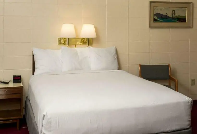 Standard-huone Queen-vuode, Finlen Hotel And Motor Inn