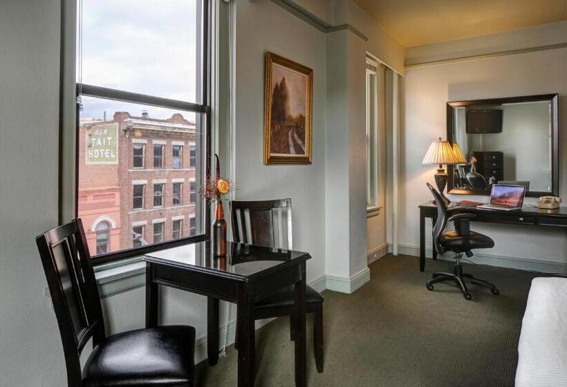 جناح, Finlen Hotel And Motor Inn