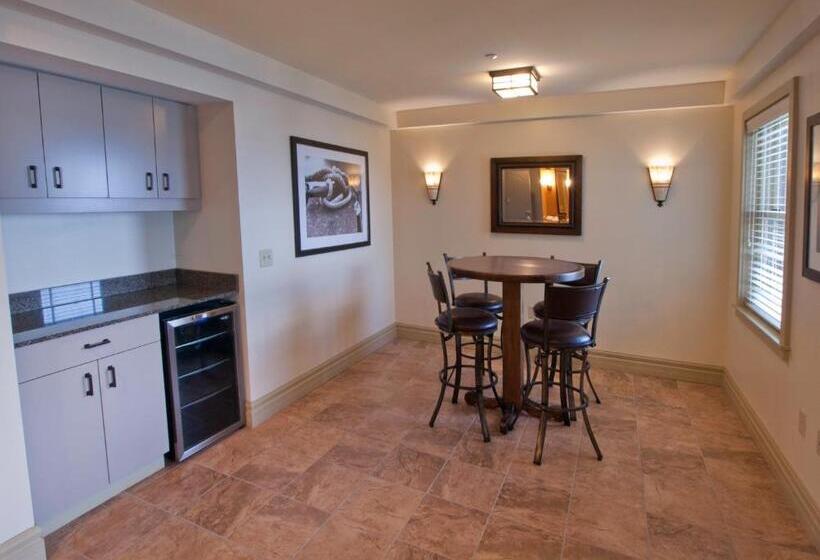 חדר סטנדרט נוף לנהר, 1000 Islands Harbor