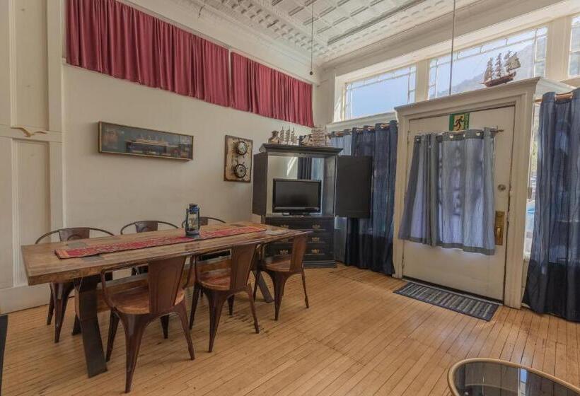 جناح غرفتين نوم, Bisbee Grand